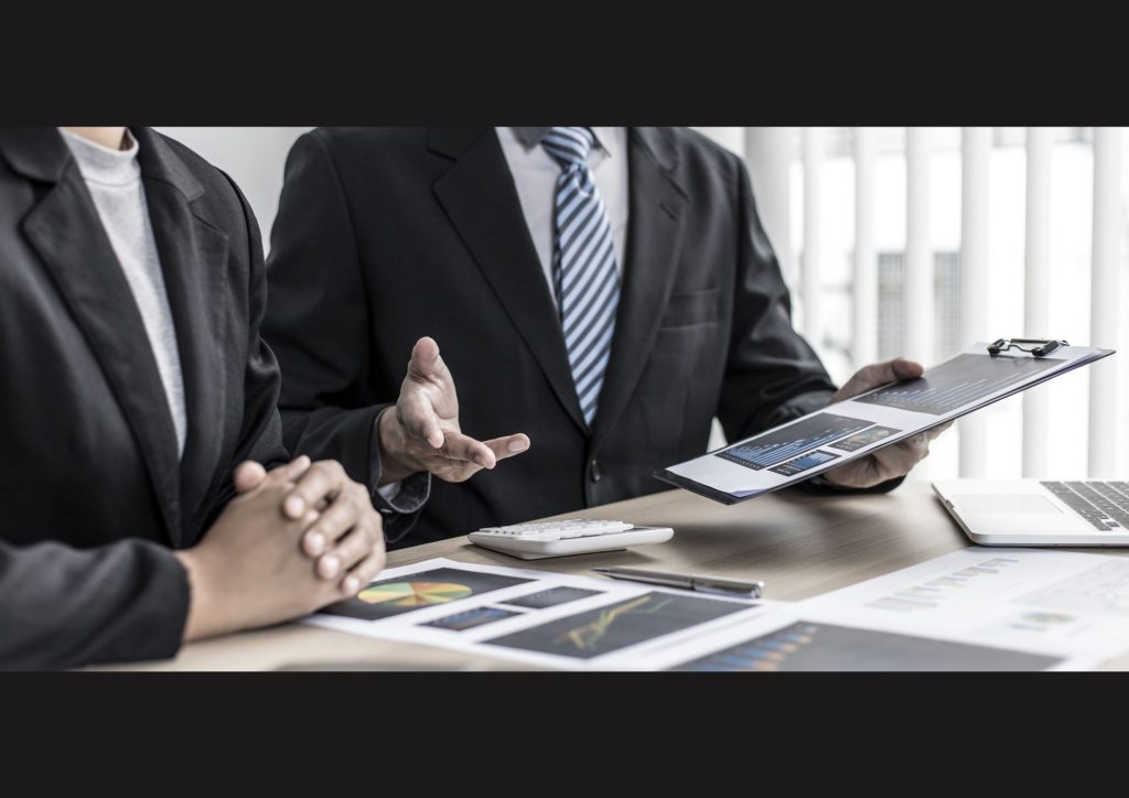 Why Businesses and Entrepreneurs Benefit from an E-commerce Course
